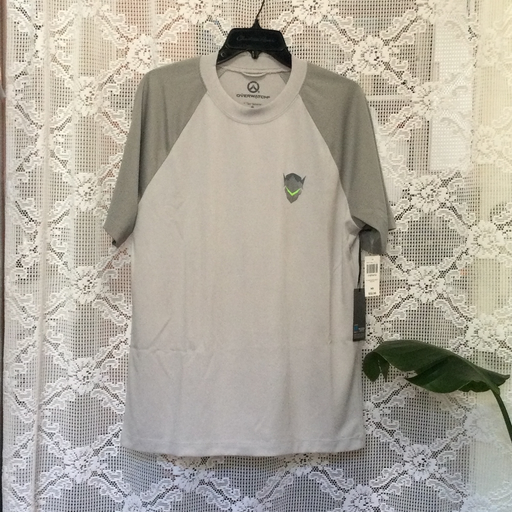 Our Universe Overwatch Genji Raglan Shirt Size M